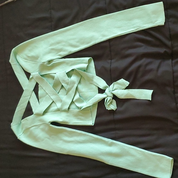 Sweater - Picture 2 of 6